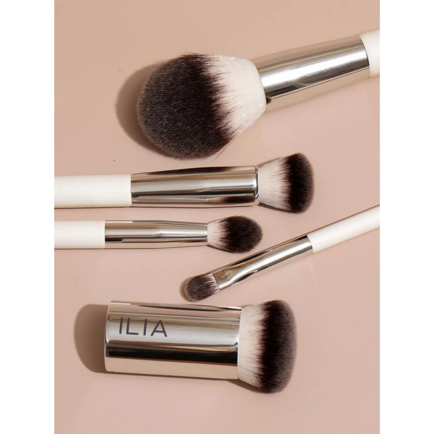 ILIA Blending Brush #10083445